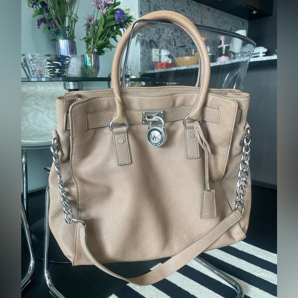 Michael Kors Hamilton Large Tote